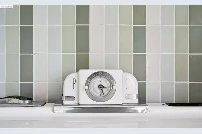 3631 Lyon Ave, Oakland, CA 94601 - Photo 19