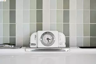 3631 Lyon Ave, Oakland, CA 94601 - Photo 19