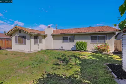 146 Lorenzo Dr, Pleasant Hill, CA 94523 - Photo 17