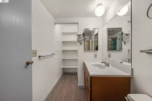 801 Franklin St, Oakland, CA 94607 - Photo 19