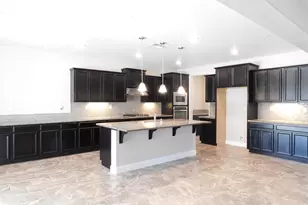 1090 Lavender St, Manteca, CA 95337 - Photo 5