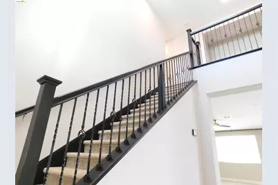 1090 Lavender St, Manteca, CA 95337 - Photo 13