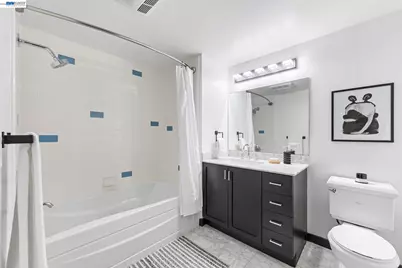 330 13th St #1A, Oakland, CA 94612 - Photo 21
