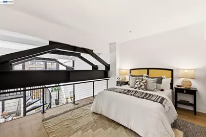 330 13th St #1A, Oakland, CA 94612 - Photo 17