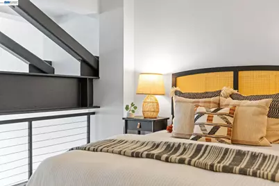 330 13th St #1A, Oakland, CA 94612 - Photo 19