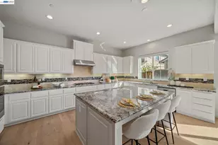 33454 Bronco Loop, Fremont, CA 94555 - Photo 17
