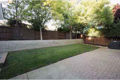 757 Fifteen Mile Dr, Roseville, CA 95678 - Photo 9