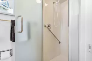 831 Casanova Dr, San Leandro, CA 94578 - Photo 27