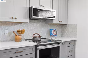 831 Casanova Dr, San Leandro, CA 94578 - Photo 17