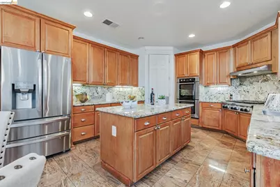 5065 Carbondale, Antioch, CA 94531 - Photo 13