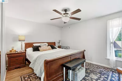 5505 Roundtree Dr #B, Concord, CA 94521 - Photo 15