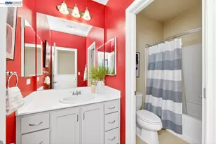 223 Birch Creek Dr, Pleasanton, CA 94566 - Photo 33