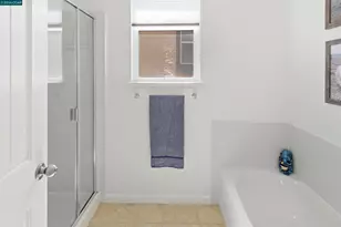 2129 Lariat Dr, Fairfield, CA 94534 - Photo 31