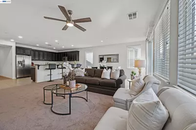 8219 Brookhaven Cir, Discovery Bay, CA 94505 - Photo 11