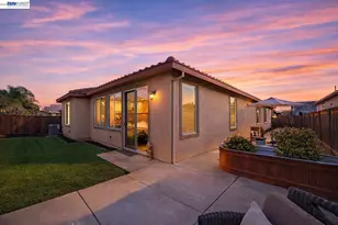 8219 Brookhaven Cir, Discovery Bay, CA 94505 - Photo 27