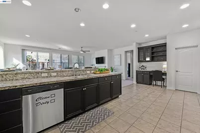 8219 Brookhaven Cir, Discovery Bay, CA 94505 - Photo 13