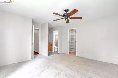 1040 Kapareil Dr, Tracy, CA 95376 - Photo 23