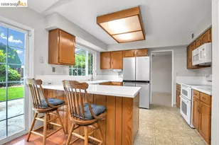 1040 Kapareil Dr, Tracy, CA 95376 - Photo 11