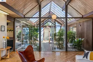 8077 Shay Dr, Oakland, CA 94605 - Photo 13