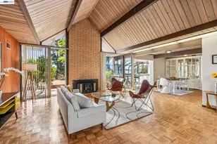 8077 Shay Dr, Oakland, CA 94605 - Photo 17