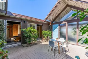 8077 Shay Dr, Oakland, CA 94605 - Photo 9