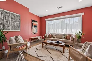 2010 Filbert, Oakland, CA 94607 - Photo 7