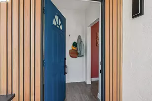 2010 Filbert, Oakland, CA 94607 - Photo 49