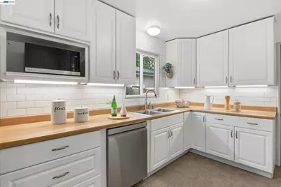 2651 Ione Ave, Castro Valley, CA 94546 - Photo 19
