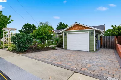 2651 Ione Ave, Castro Valley, CA 94546 - Photo 41