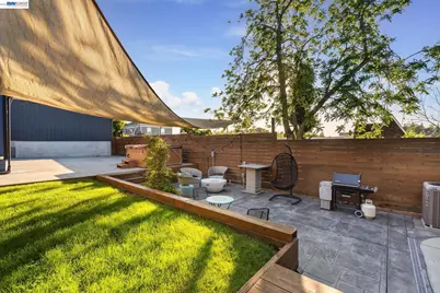 2417 Palmetto St, Oakland, CA 94602 - Photo 49