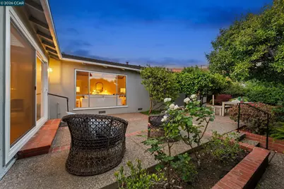 102 Fiesta Cir, Orinda, CA 94563 - Photo 41