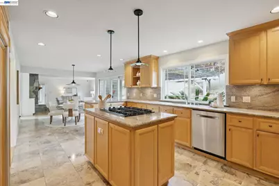 409 Oak Ln, Pleasanton, CA 94566 - Photo 13