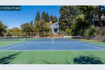 375 Camelback Rd #4, Pleasant Hill, CA 94523 - Photo 33