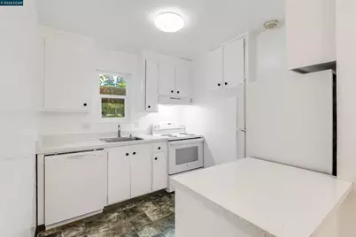 375 Camelback Rd #4, Pleasant Hill, CA 94523 - Photo 15