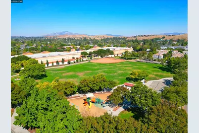 34 Elmwood Dr, San Ramon, CA 94583 - Photo 17