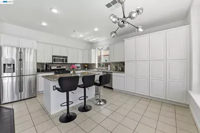27433 Whitman St., Hayward, CA 94544 - Photo 5