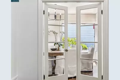 4010 Reinhardt Dr, Oakland, CA 94619 - Photo 11