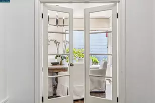 4010 Reinhardt Dr, Oakland, CA 94619 - Photo 11