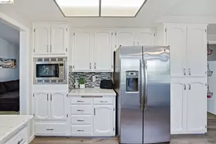 1805 Geyser Ct, Antioch, CA 94509 - Photo 17