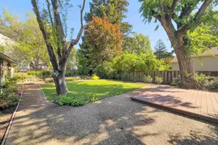 1002 El Curtola Blvd, Lafayette, CA 94595 - Photo 25