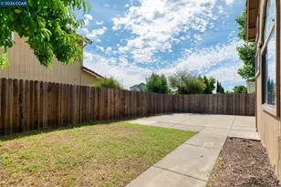 2770 Seabreeze Dr, Fairfield, CA 94533 - Photo 21