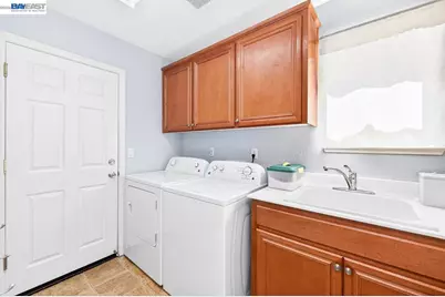 4547 Glenbrook Dr, Tracy, CA 95377 - Photo 35