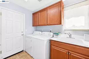 4547 Glenbrook Dr, Tracy, CA 95377 - Photo 35