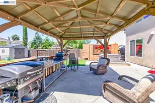 4547 Glenbrook Dr, Tracy, CA 95377 - Photo 9