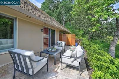 2181 Ptarmigan Dr #2, Walnut Creek, CA 94595 - Photo 15