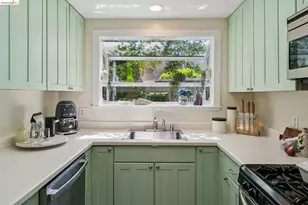 3011 Mayhew Ct, Walnut Creek, CA 94597 - Photo 11