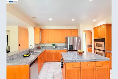 3329 Lair Way, Antioch, CA 94531 - Photo 23