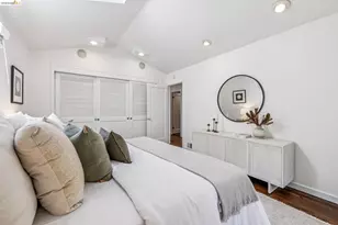 2059 Mastlands Dr, Oakland, CA 94611 - Photo 27