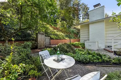 2059 Mastlands Dr, Oakland, CA 94611 - Photo 53