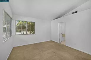 320 Warmcastle Ct, Martinez, CA 94553 - Photo 17